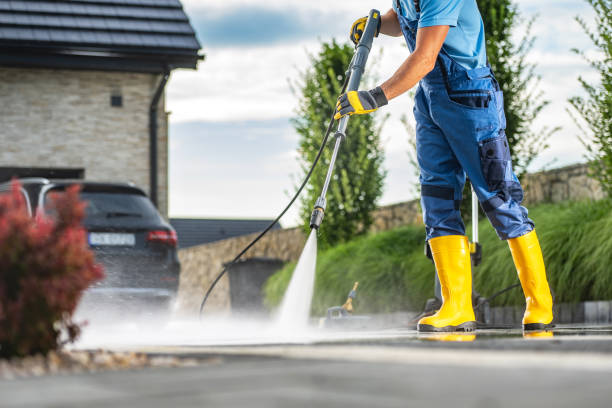 Best Driveway Pressure Washing  in Campbelltown, PA